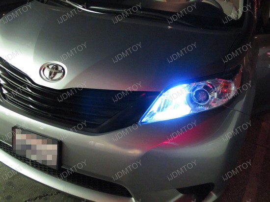 toyota sienna light bulb #7