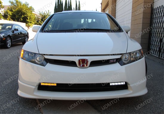 http://www.ijdmtoy.com/BLOG/Showcase/Car-LED-Blog/galleries/2011-09-14/honda-civic-switchback-led-drl-2.jpg