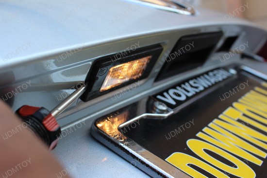 Exact Fit Volkswagen Passat LED License Plate Light Installation
