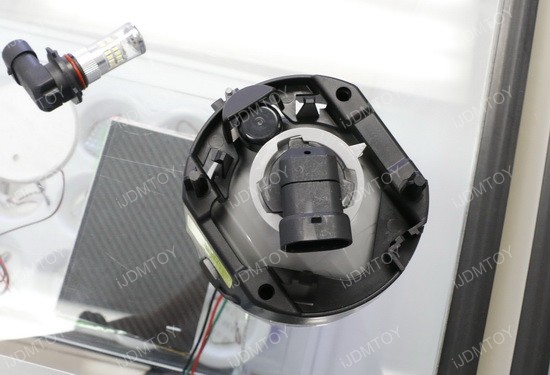 http://www.ijdmtoy.com/BLOG/Showcase/Car-LED-Blog/galleries/2014-09/core-bulb-housing-03.JPG