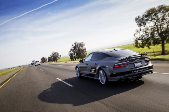 Audi_CES_03