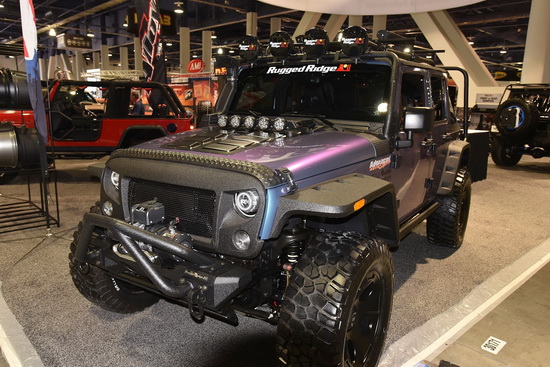 020-jeeps-of-sema-2015