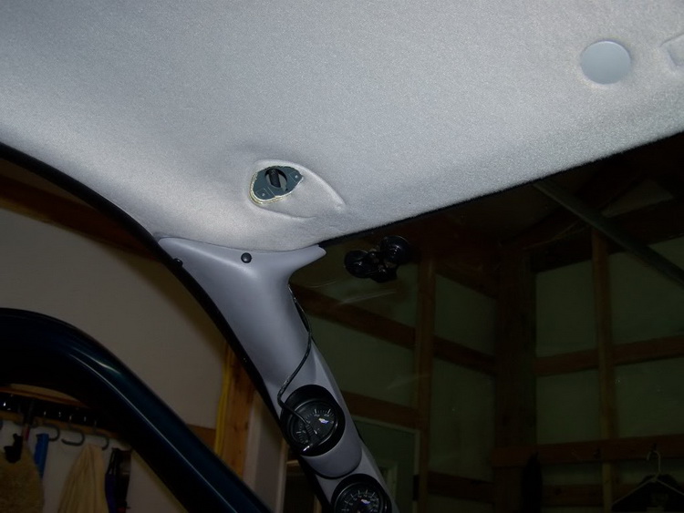 LED cab roof light install 03