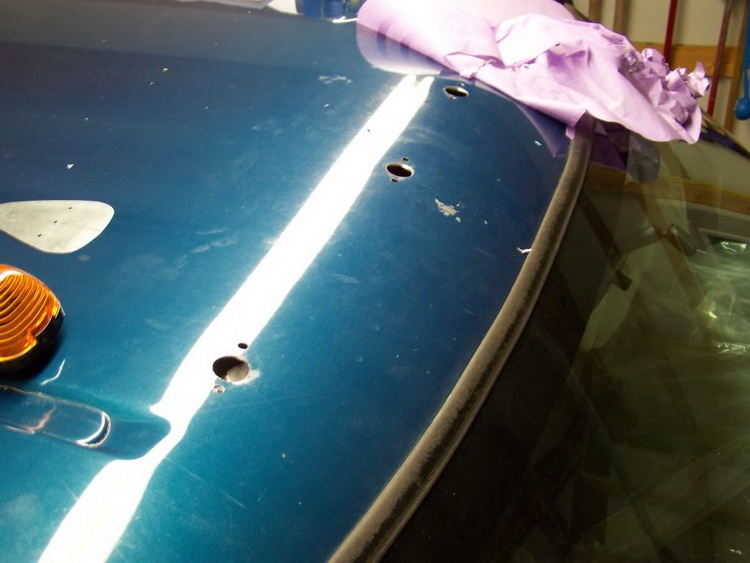 LED cab roof light install 12