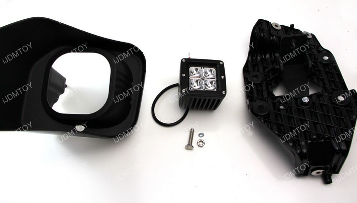 thumbnail image 2 of LED Fog Lights Pair For Ford Super Duty F-250 F-350 F-450 F-550 2011-2016 2 of 5