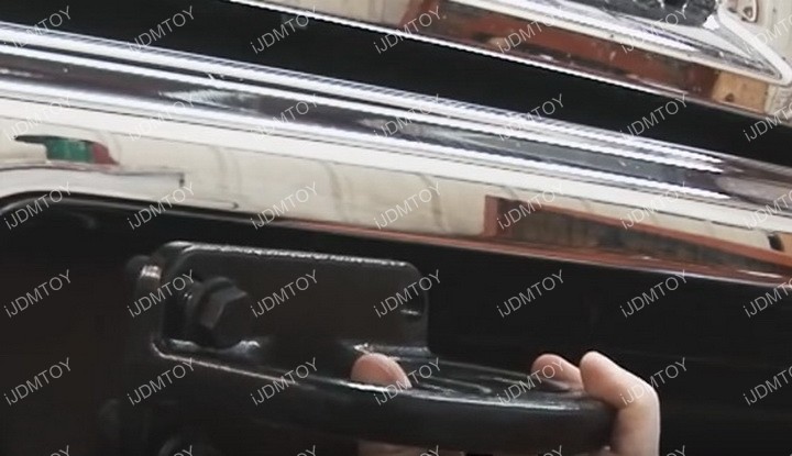 Dodge RAM LED Light Bar Install 03