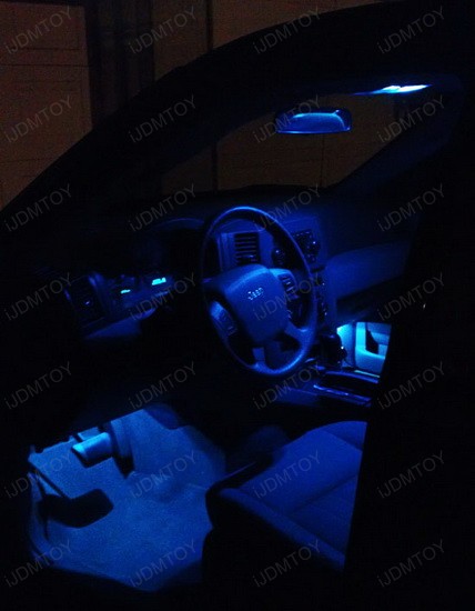 Dazzle Jeep Grand Cherokee With Blue Led Interior Lights