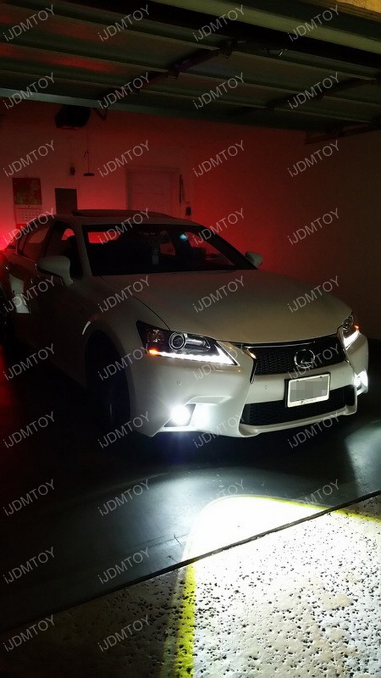 Lexus GS F Sport Fog Lights