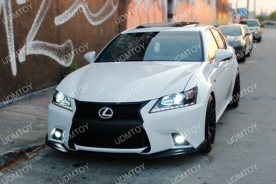 OEM Lexus Toyota LED Fog Light 01