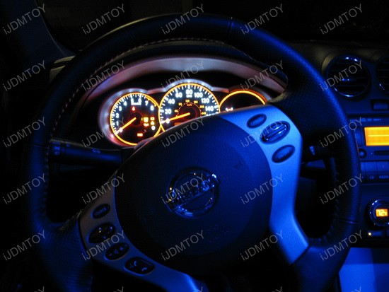 Nissan altima coupe interior lights