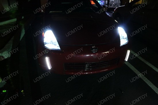 Nissan 350Z Bumper Reflector LED DRL 4