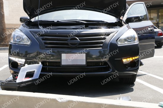 Nissan Altima switchback LED DRL 02