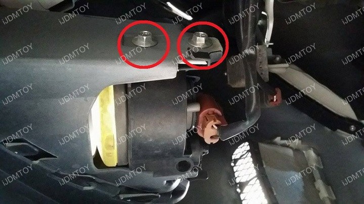 Install Subaru Projector Fog Light 04