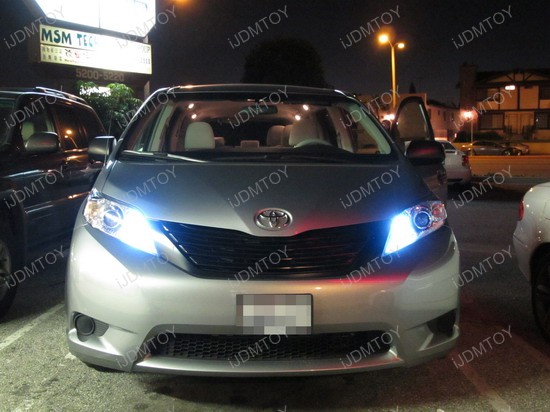 2004 Toyota sienna led fog lights