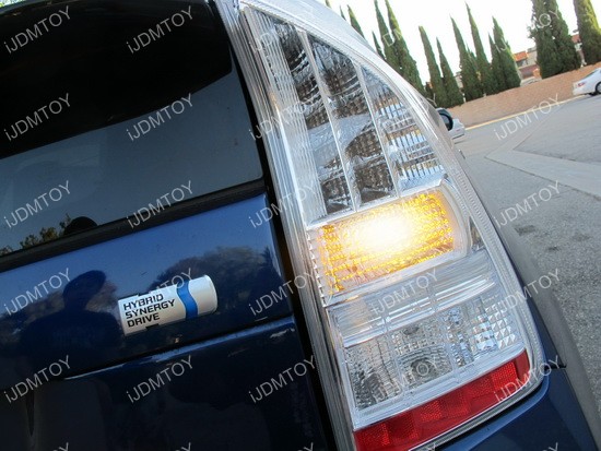 Toyota Prius 7440 LED Turn Signal 04