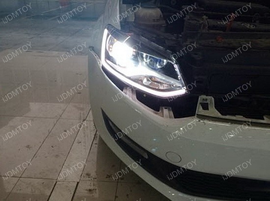 Volkswagen MK7 GTi LED strip 02