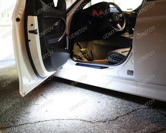 http://www.ijdmtoy.com/ebay/75-059/BMW-F30-LED-Side-Door-Lights-07.jpg