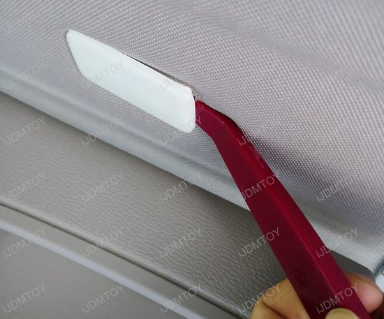 Easy Use Pry For Car Interior Lamp Removal