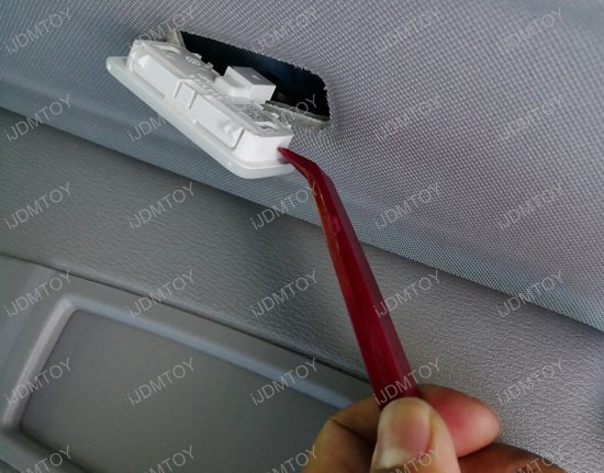 Easy Use Pry For Car Interior Lamp Removal