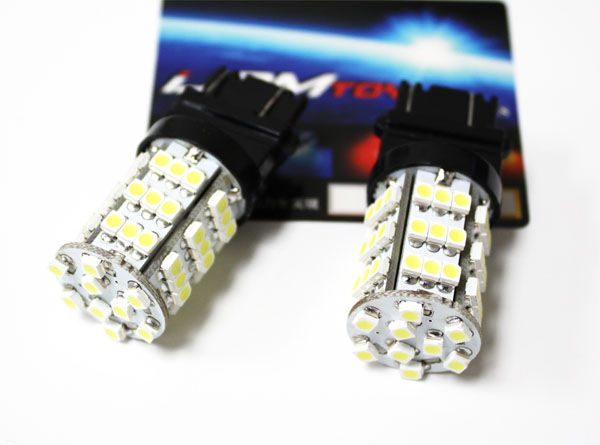 JDM Super Bright Xenon White 54-SMD T25 3156 (aka 3056) or 3157 (aka 3057) LED indicator, turn signal, backup, brake light bulbs