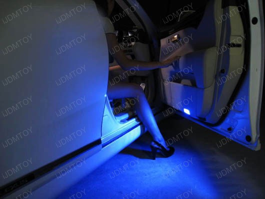 JDM Xenon White or Ultra Blue 360-Degree Shine 5-SMD 5050 T10 LED Wedge Light Bulbs for 168 194 921 2825