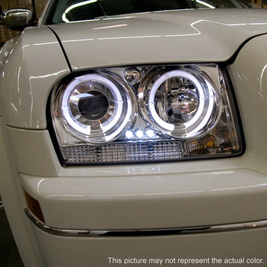 Chrysler 300 headlights halo #2