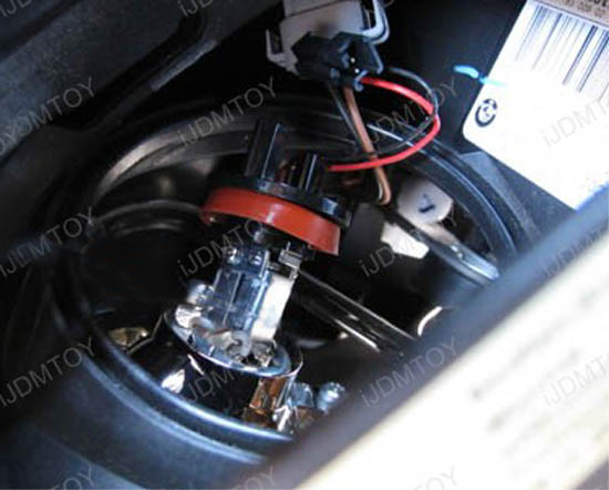 BMW X5 install H8 LED BMW Angel Eyes