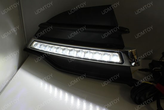 Ford explorer daytime running lights stay